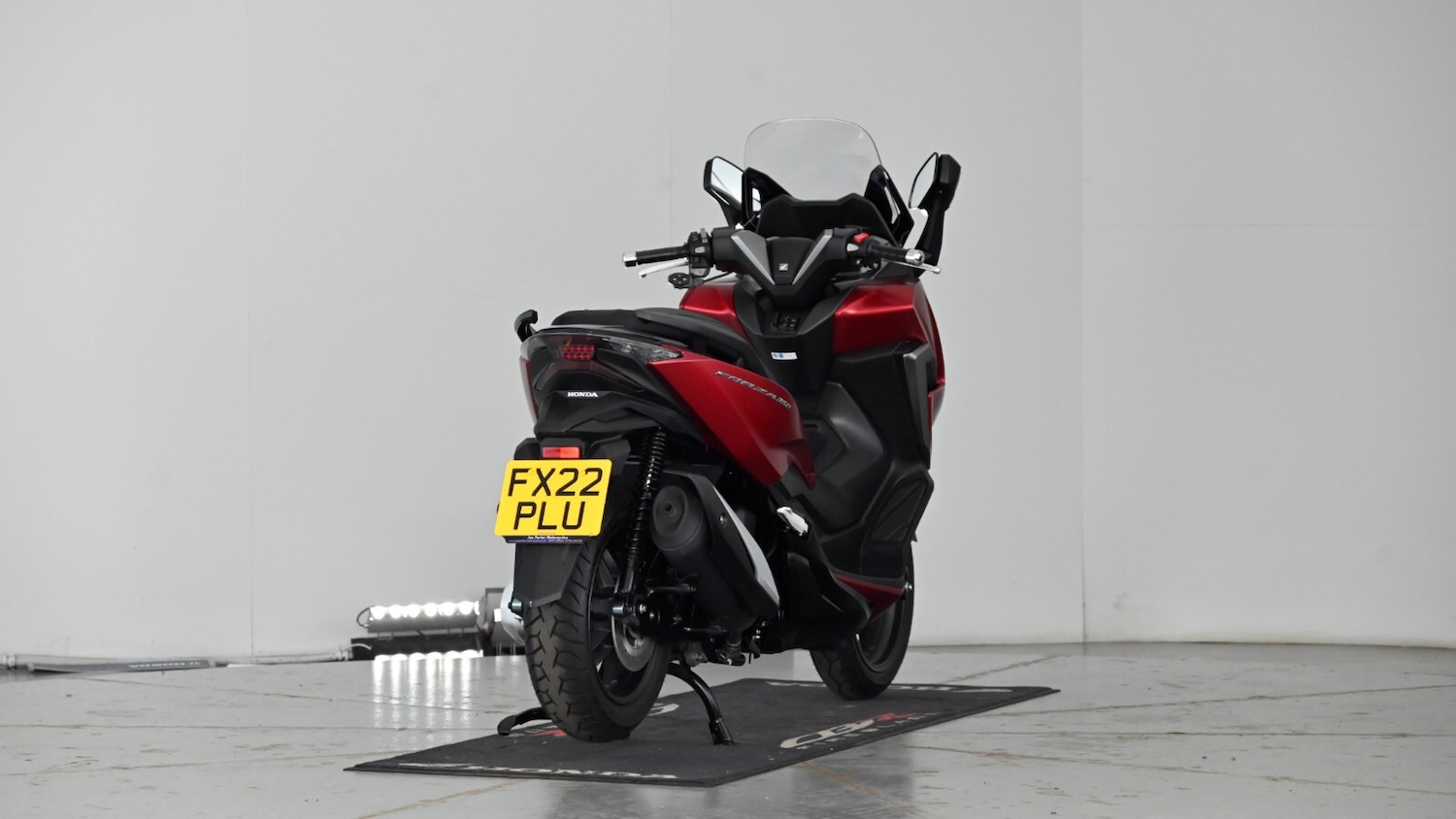 Used Honda Forza 350 2022 for sale - 77965218: Photo 13