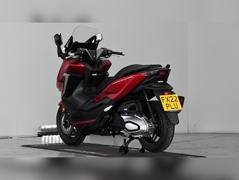 Used Honda Forza 350 2022 for sale - bike-77965218: Photo