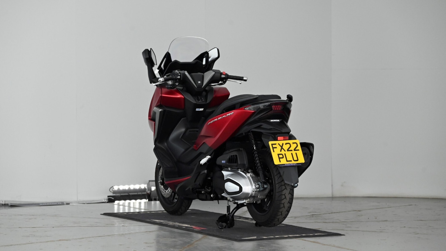 Used Honda Forza 350 2022 for sale - 77965218: Photo 8