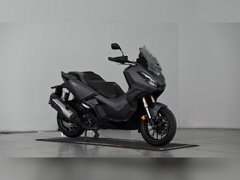 Used Honda ADV 350 2023 for sale - bike-77848119: Photo