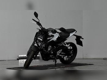 Used Honda CB125R 2025 for sale - bike-77877494: Photo