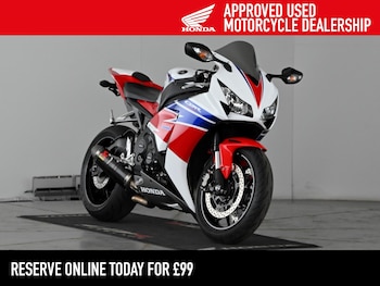 Used Honda CBR1000RR Fireblade 2014 for sale - bike-78754089: Photo