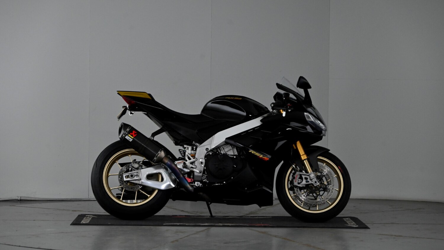 Used Aprilia RSV4 1100 2023 for sale - 78418750: Photo 19
