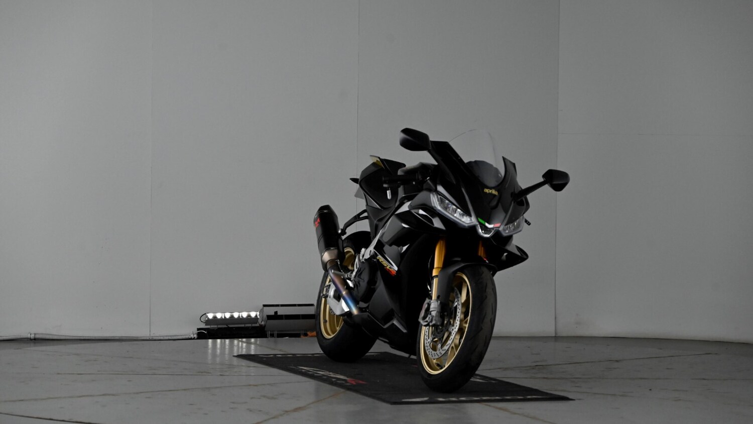 Used Aprilia RSV4 1100 2023 for sale - 78418750: Photo 26