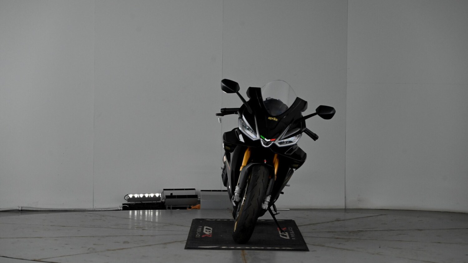 Used Aprilia RSV4 1100 2023 for sale - 78418750: Photo 28