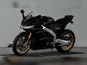 Used Aprilia RSV4 1100 2023 for sale - bike-78418750: Photo