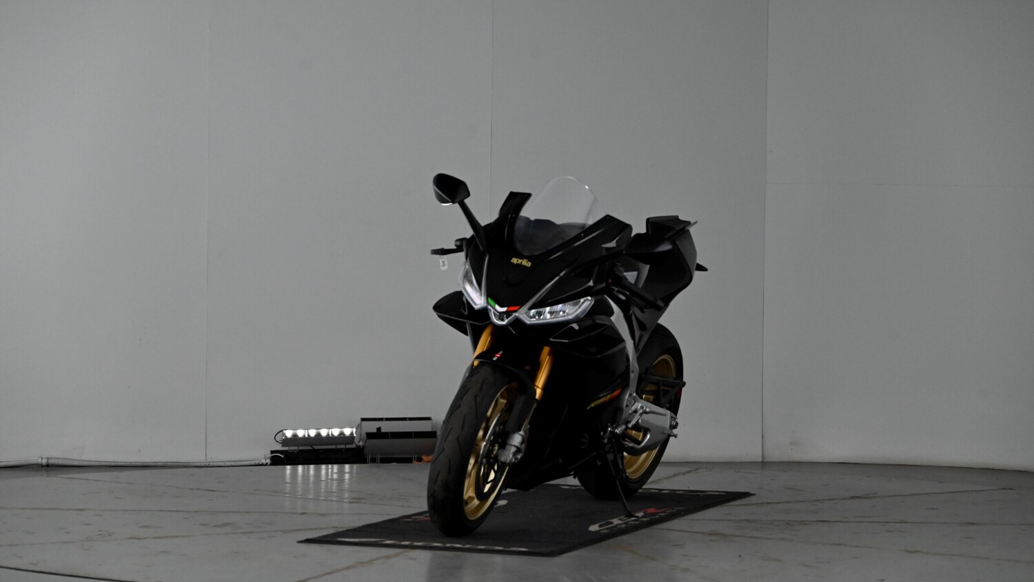 Used Aprilia RSV4 1100 2023 for sale - 78418750: Photo 30