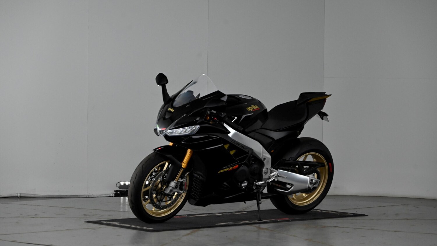Used Aprilia RSV4 1100 2023 for sale - 78418750: Photo 33