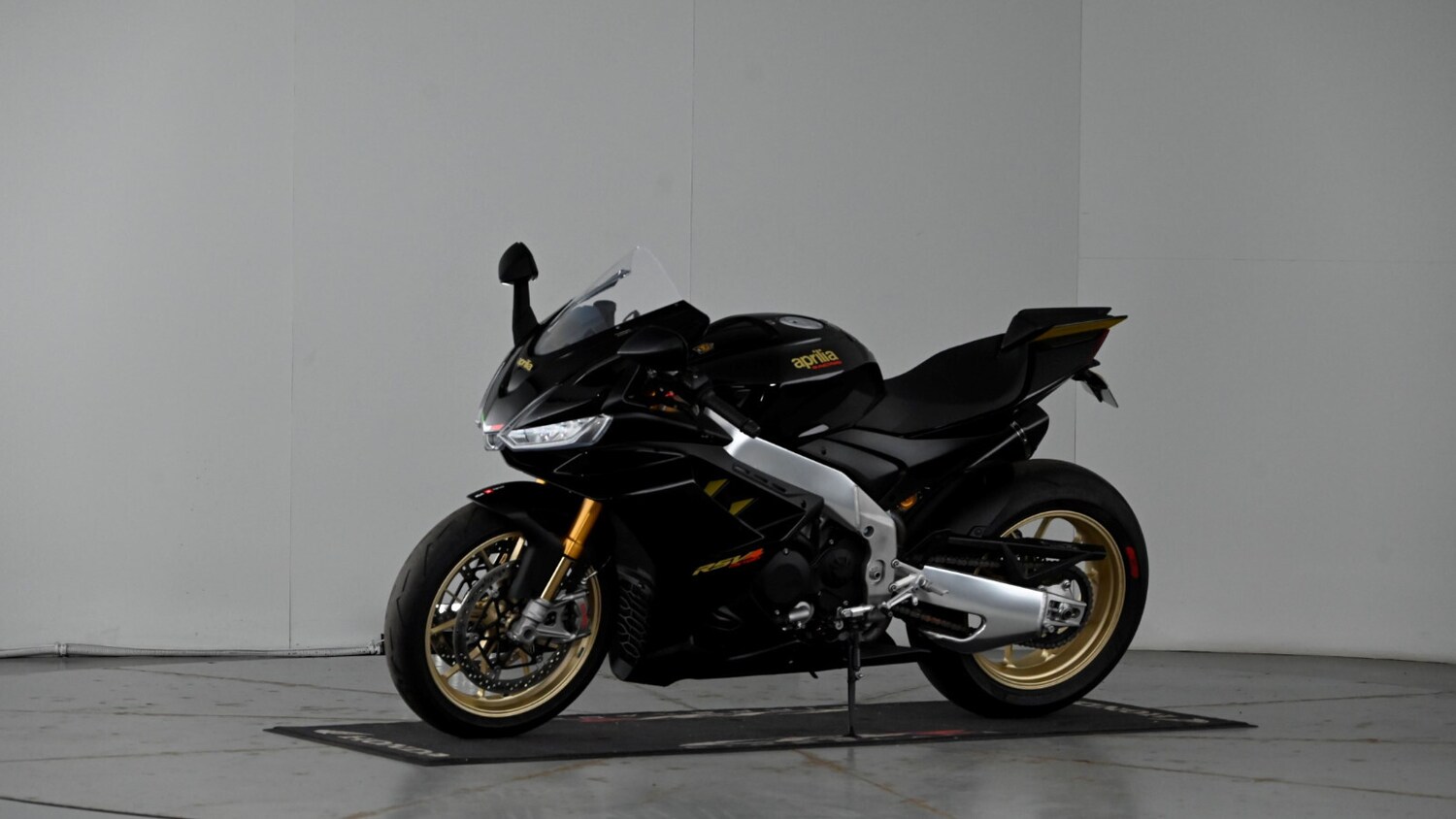 Used Aprilia RSV4 1100 2023 for sale - 78418750: Photo 34