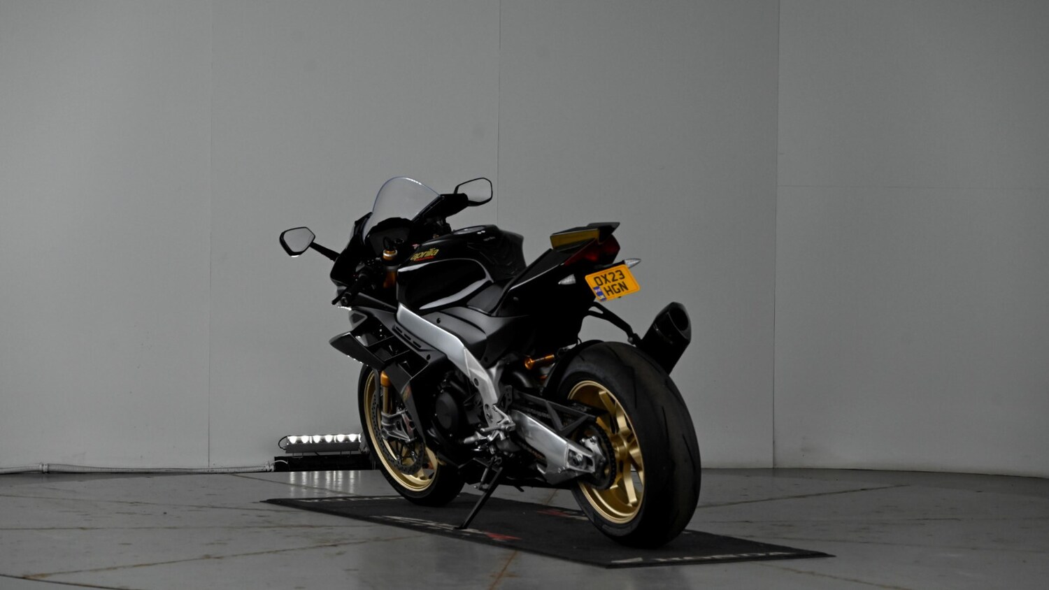 Used Aprilia RSV4 1100 2023 for sale - 78418750: Photo 43