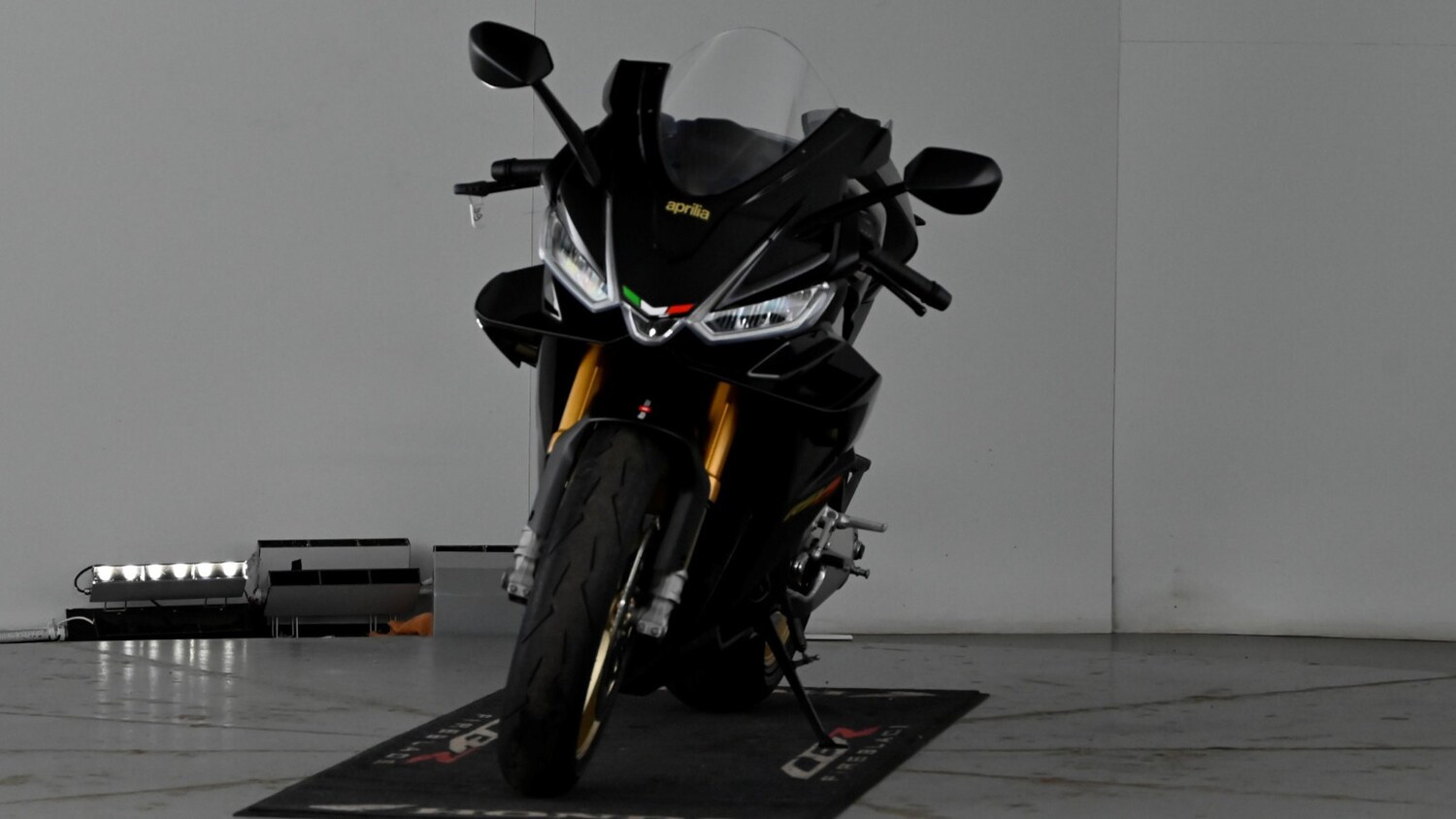 Used Aprilia RSV4 1100 2023 for sale - 78418750: Photo 5