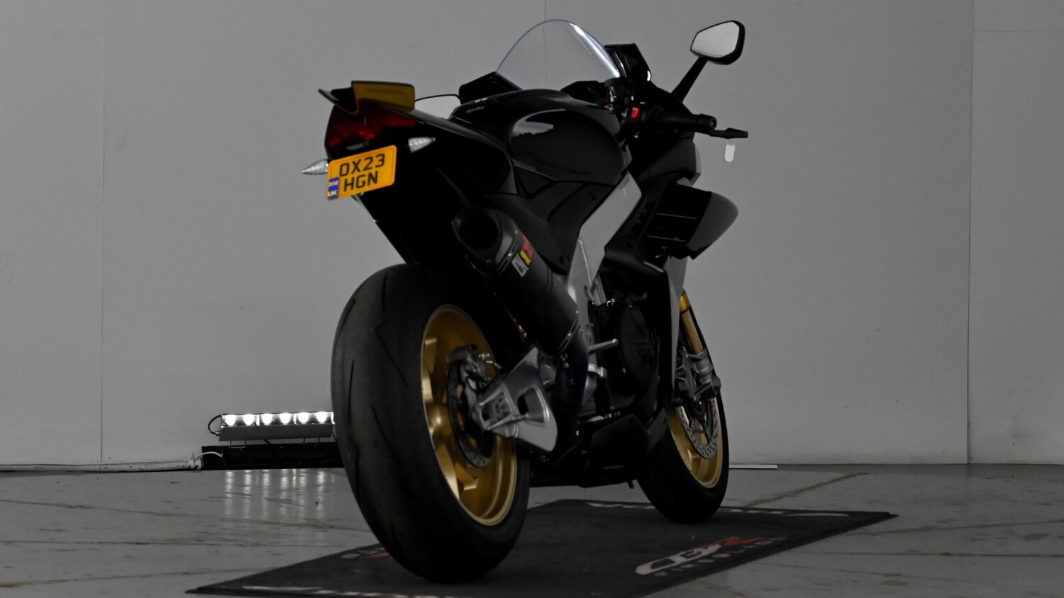 Used Aprilia RSV4 1100 2023 for sale - 78418750: Photo 6