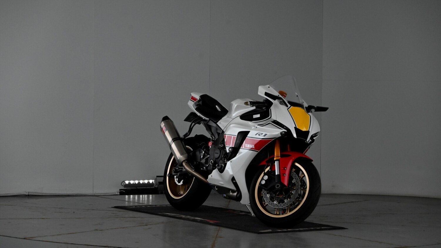 Used Yamaha R1 2022 for sale - 78343935: Photo 21