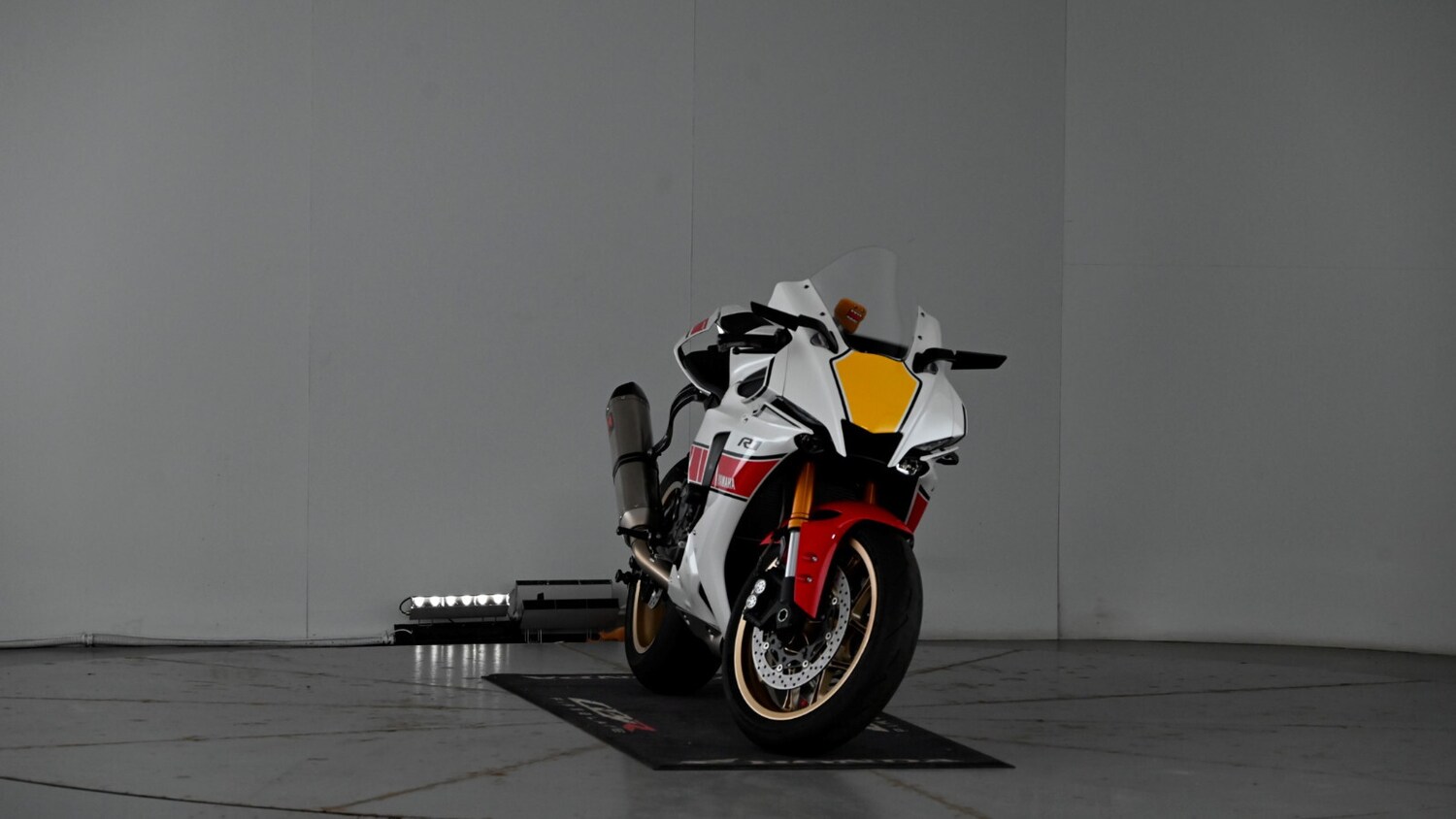 Used Yamaha R1 2022 for sale - 78343935: Photo 23