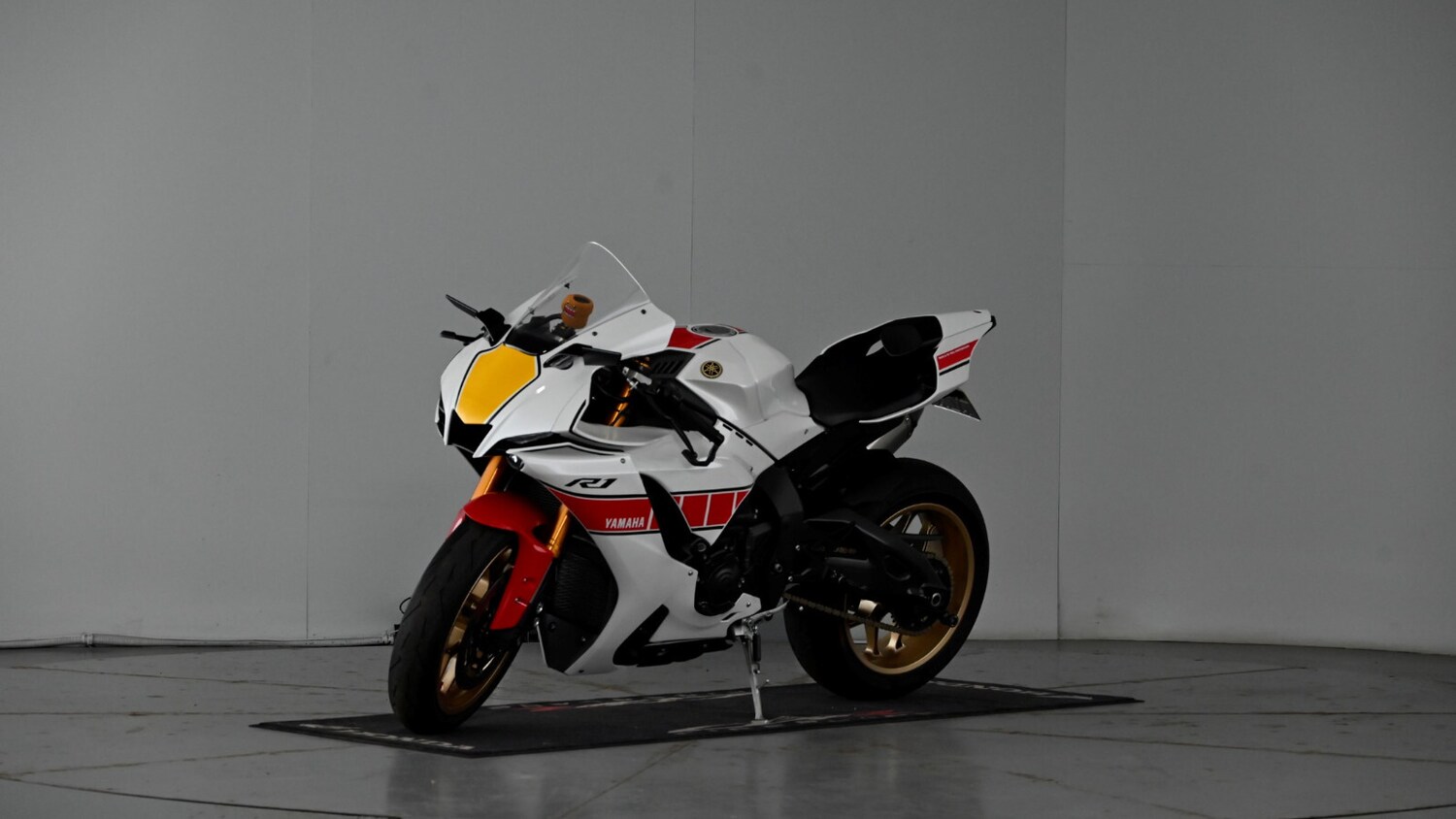 Used Yamaha R1 2022 for sale - 78343935: Photo 29