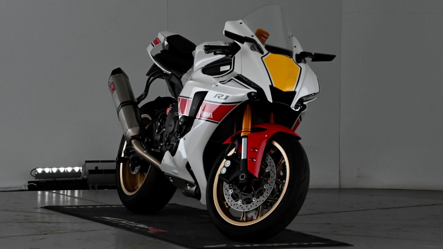 Used Yamaha R1 2022 for sale - 78343935: Photo 3