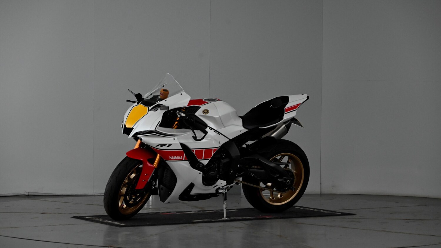 Used Yamaha R1 2022 for sale - 78343935: Photo 30
