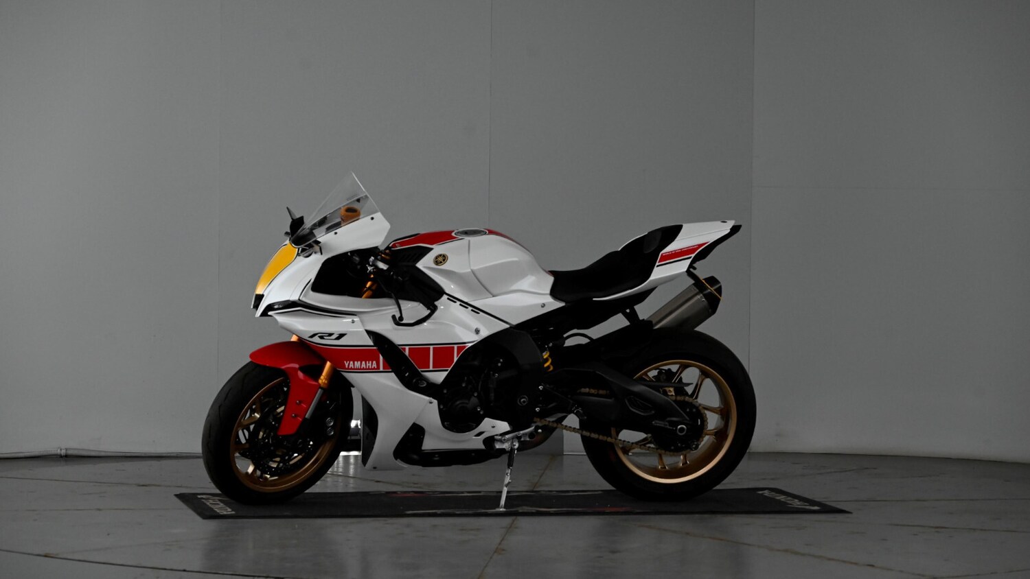 Used Yamaha R1 2022 for sale - 78343935: Photo 7