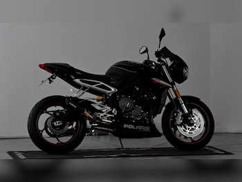 Used Triumph Street Triple 765 2017 for sale - bike-77339428: Photo