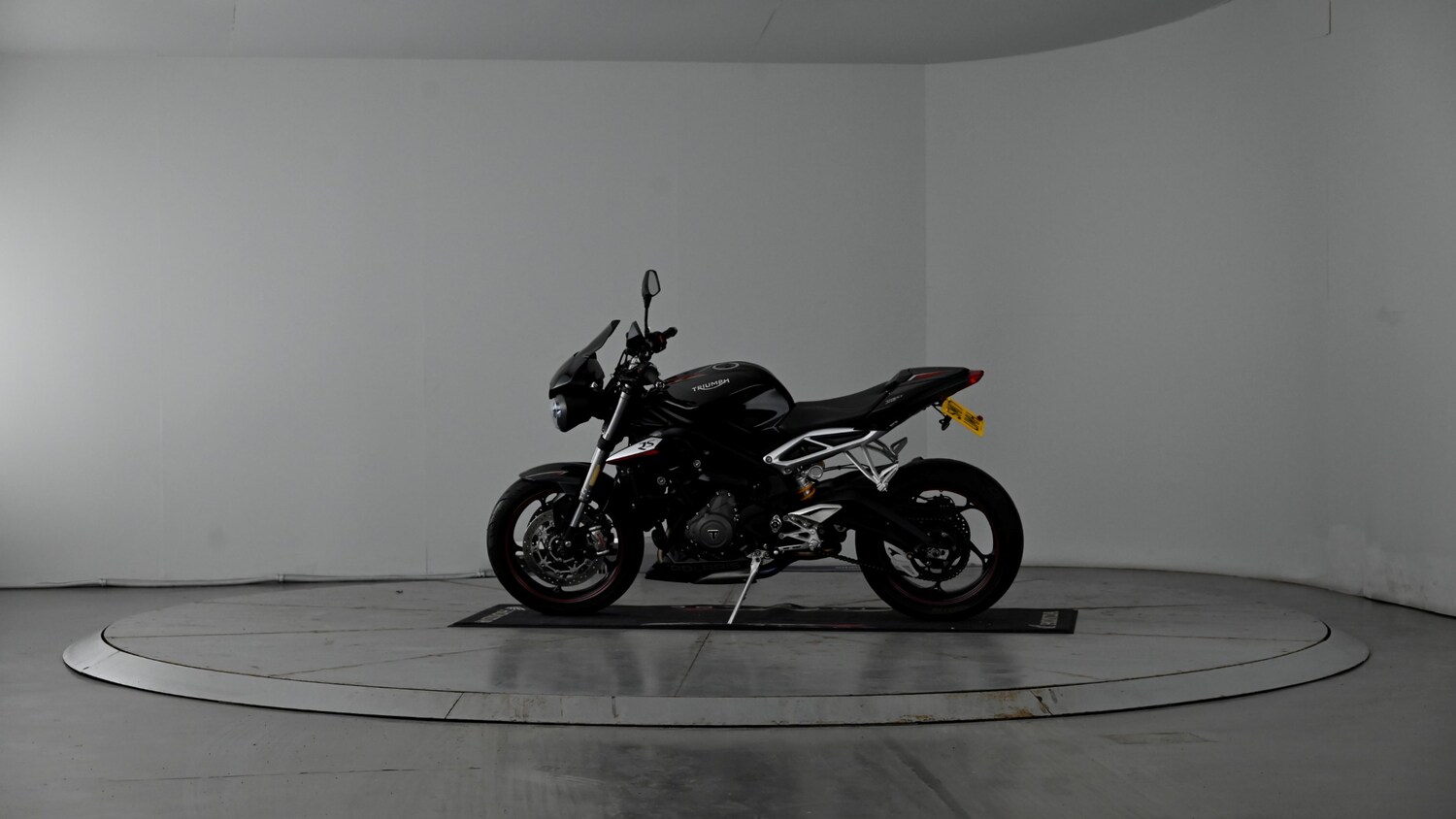 Triumph Street Triple 765