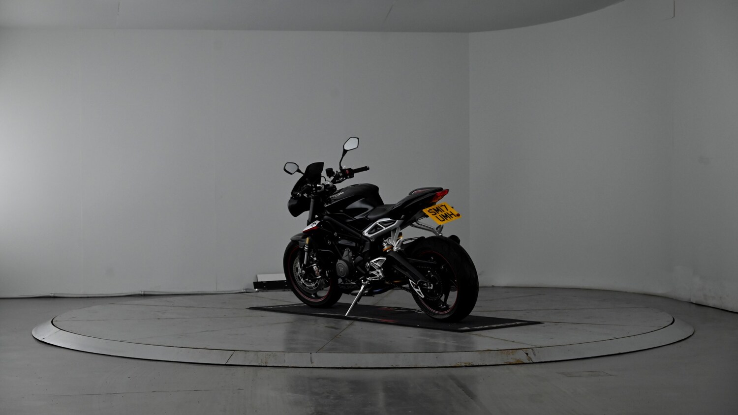 Triumph Street Triple 765