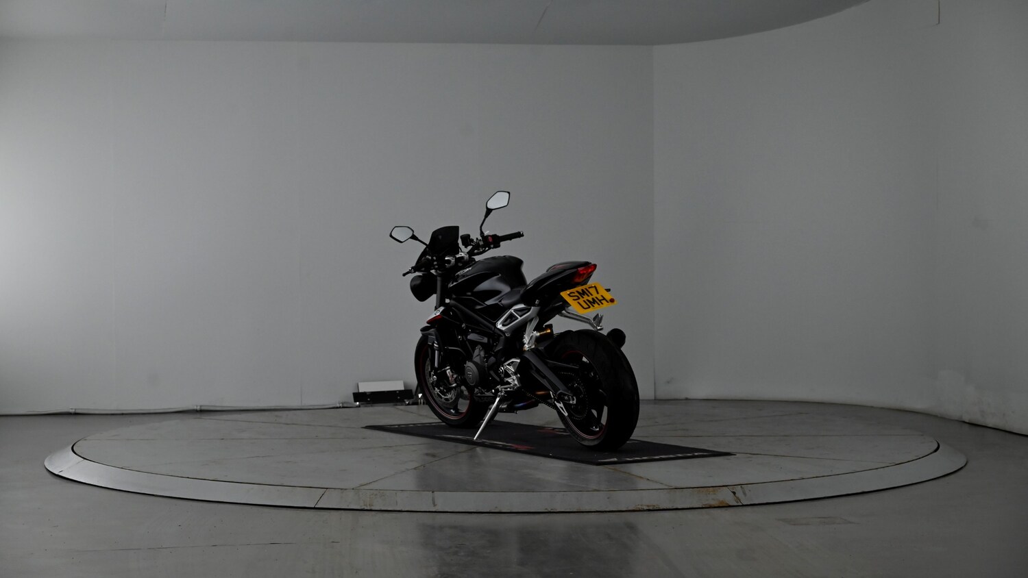 Triumph Street Triple 765