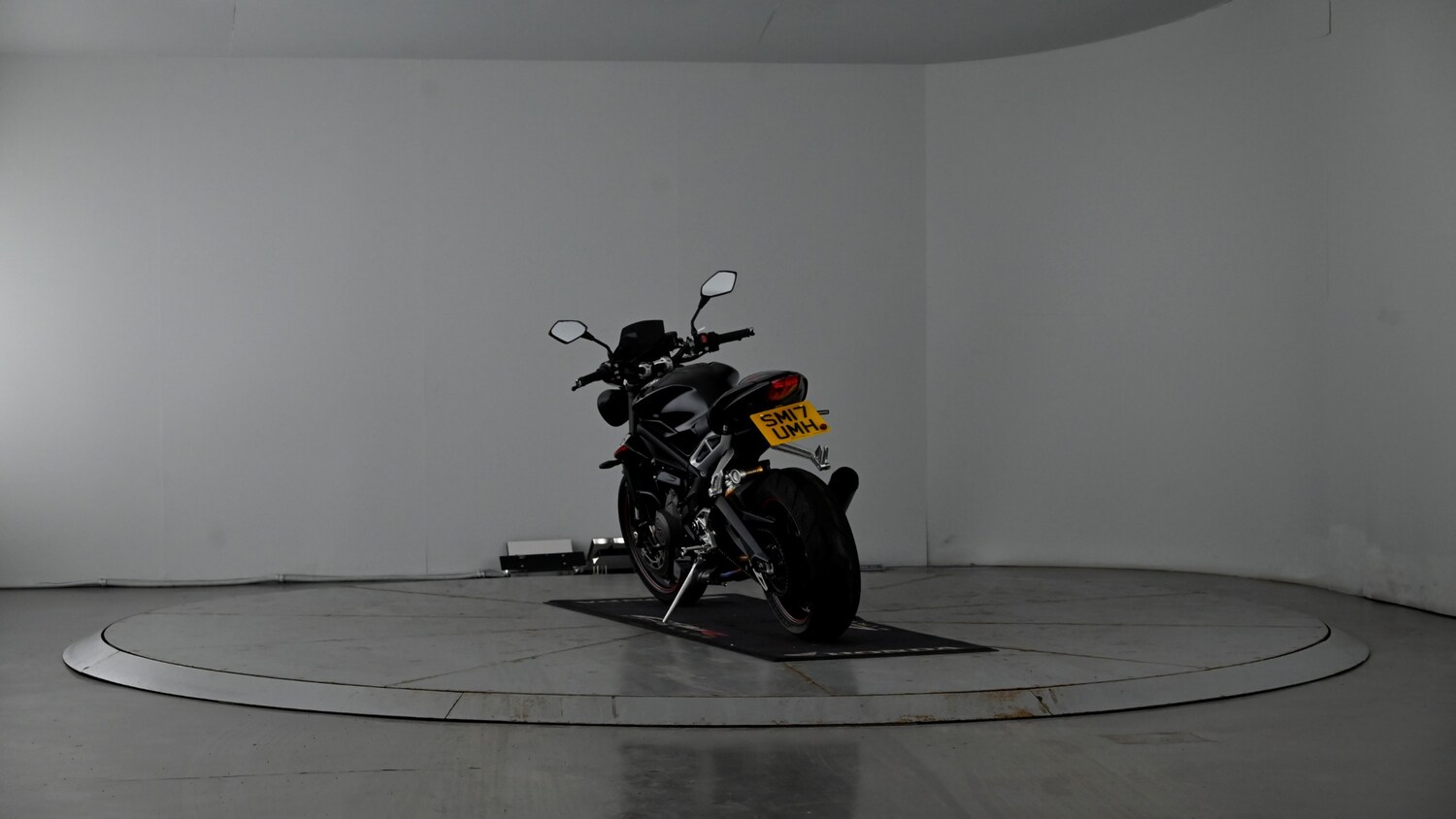 Triumph Street Triple 765