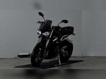 Used Triumph Street Triple 765 2017 for sale - bike-77339428: Photo