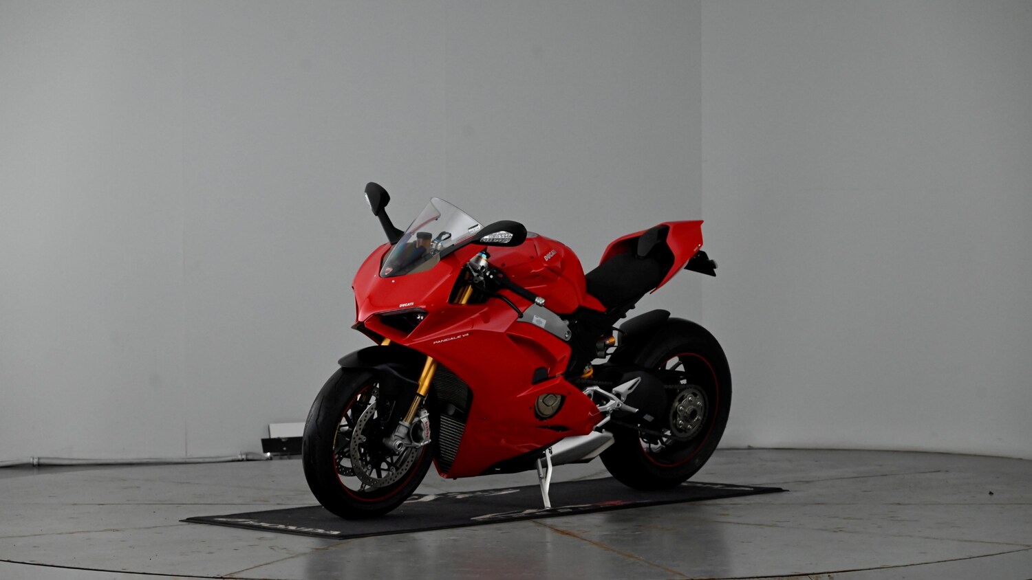 Ducati Panigale V4S