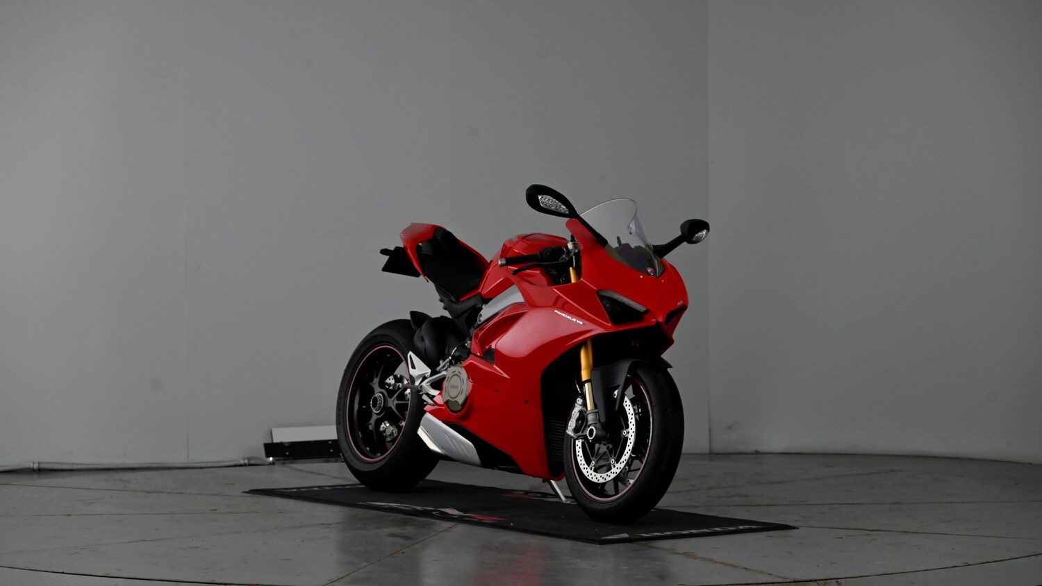 Ducati Panigale V4S
