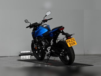 Used Honda CB125R 2025 for sale - bike-77877490: Photo