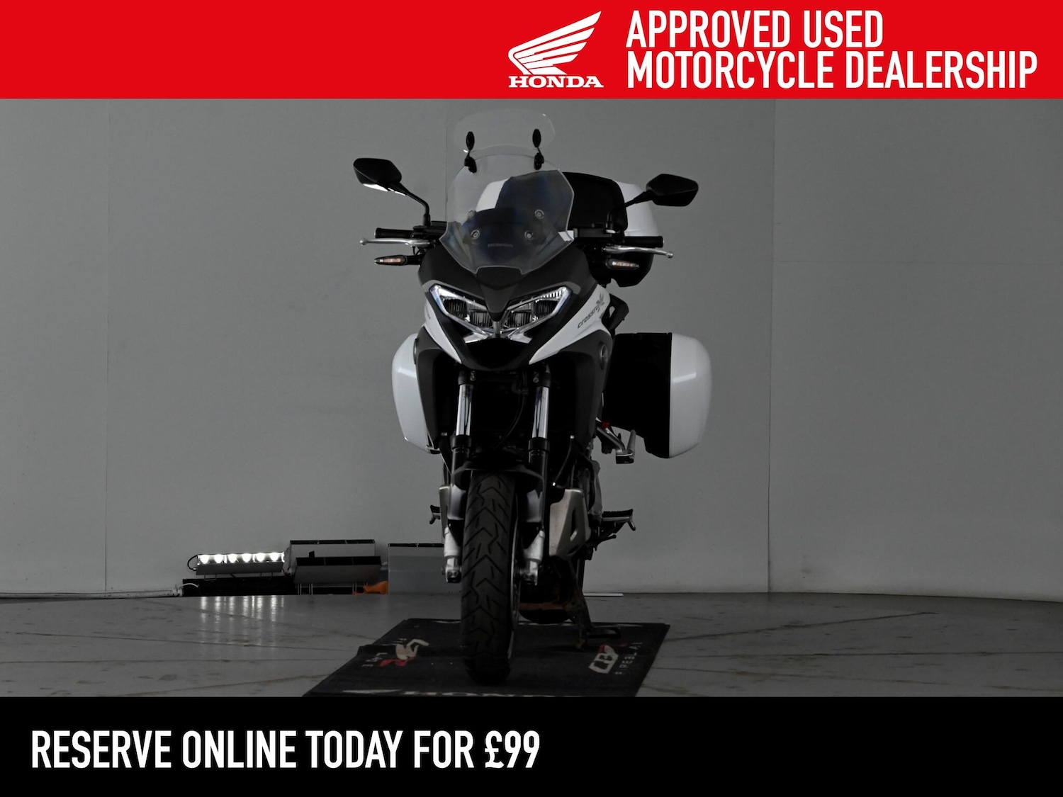 Used Honda VFR800X Crossrunner 2015 for sale - 78892479: Photo 2