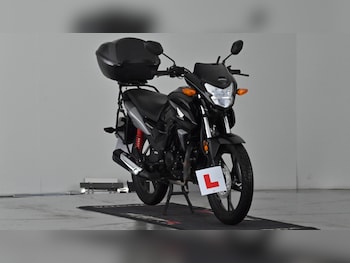 Used Honda CB 2022 for sale - bike-77911157: Photo