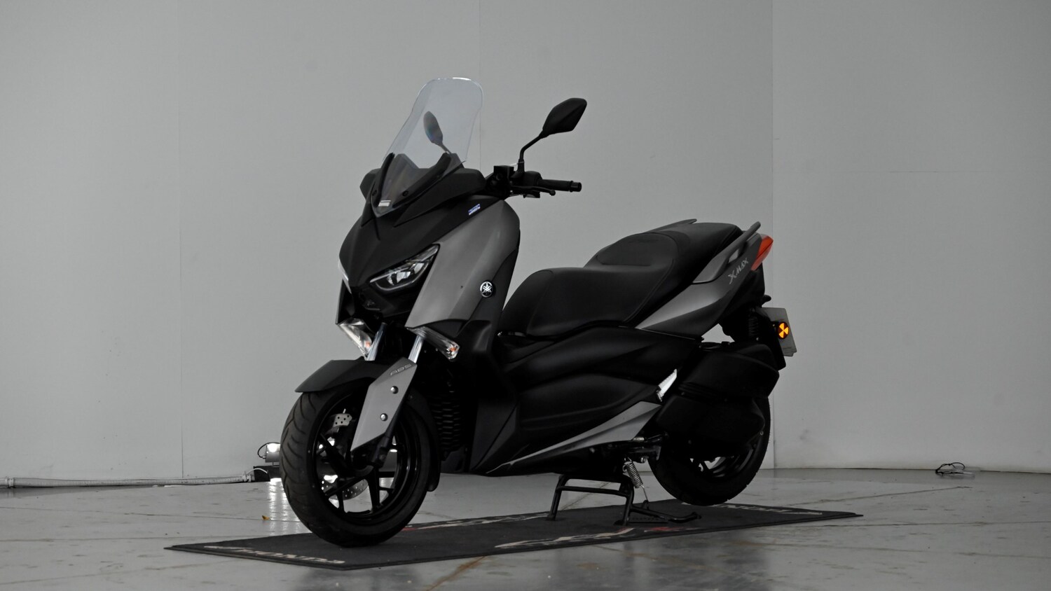 Yamaha XMAX 300