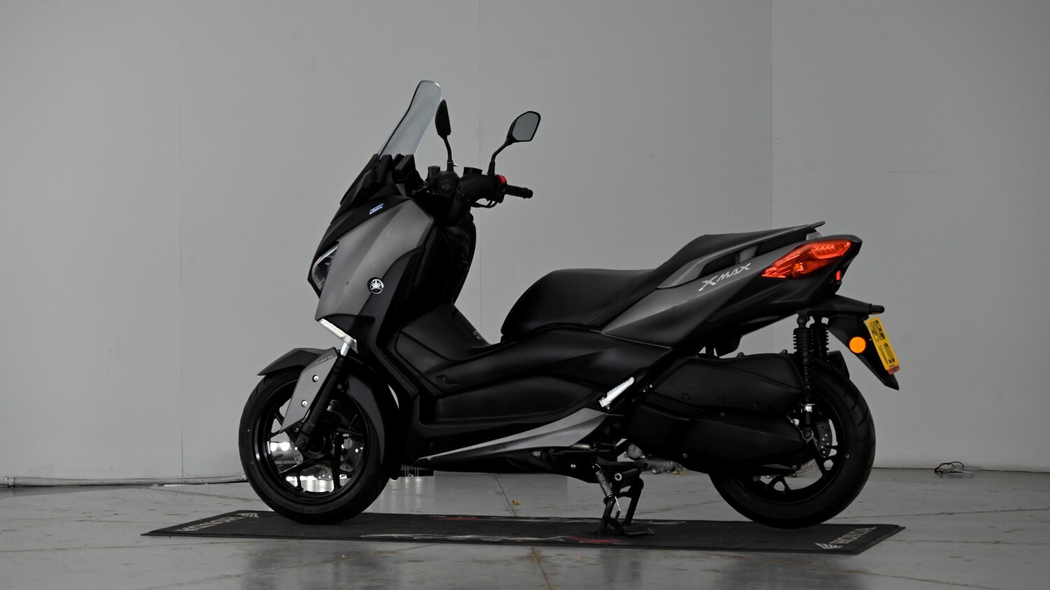 Yamaha XMAX 300