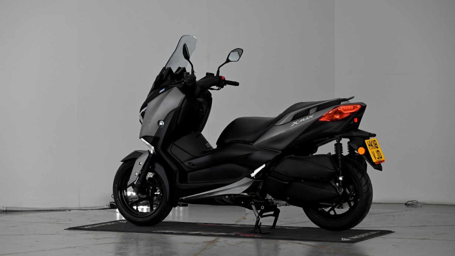 Yamaha XMAX 300