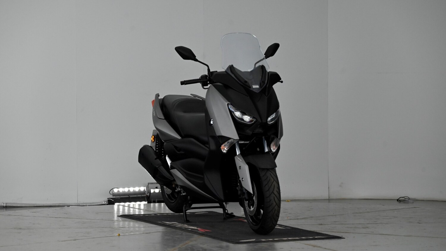 Yamaha XMAX 300