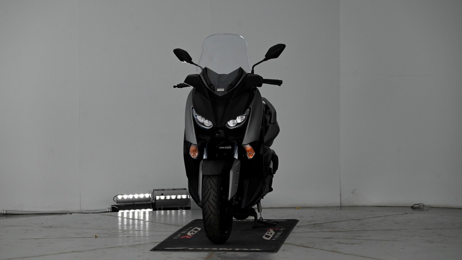 Yamaha XMAX 300