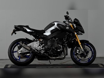 Used Yamaha MT-10 2017 for sale - bike-77519130: Photo