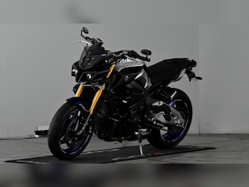 Used Yamaha MT-10 2017 for sale - bike-77519130: Photo