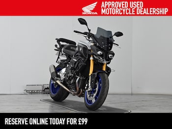 Used Yamaha MT-10 2020 for sale - bike-78953548: Photo