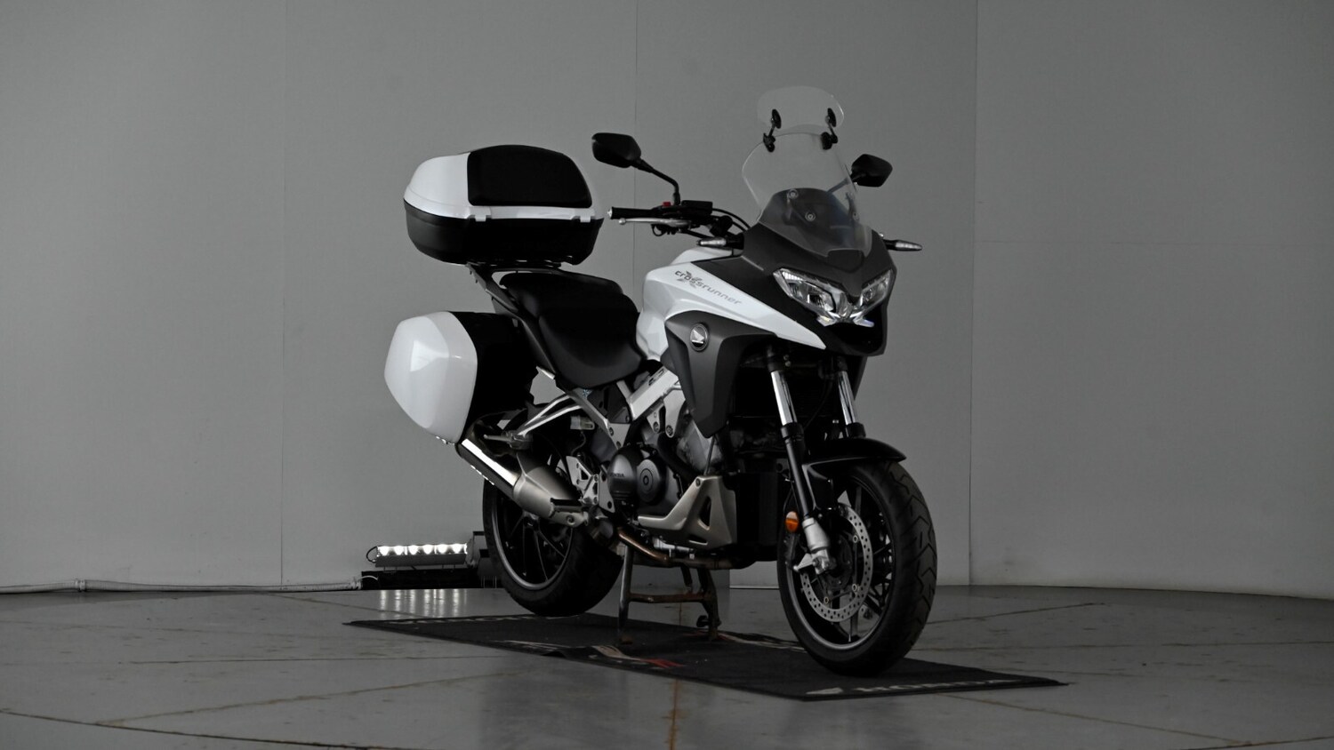 Used Honda VFR800X Crossrunner 2015 for sale - 78418751: Photo 14