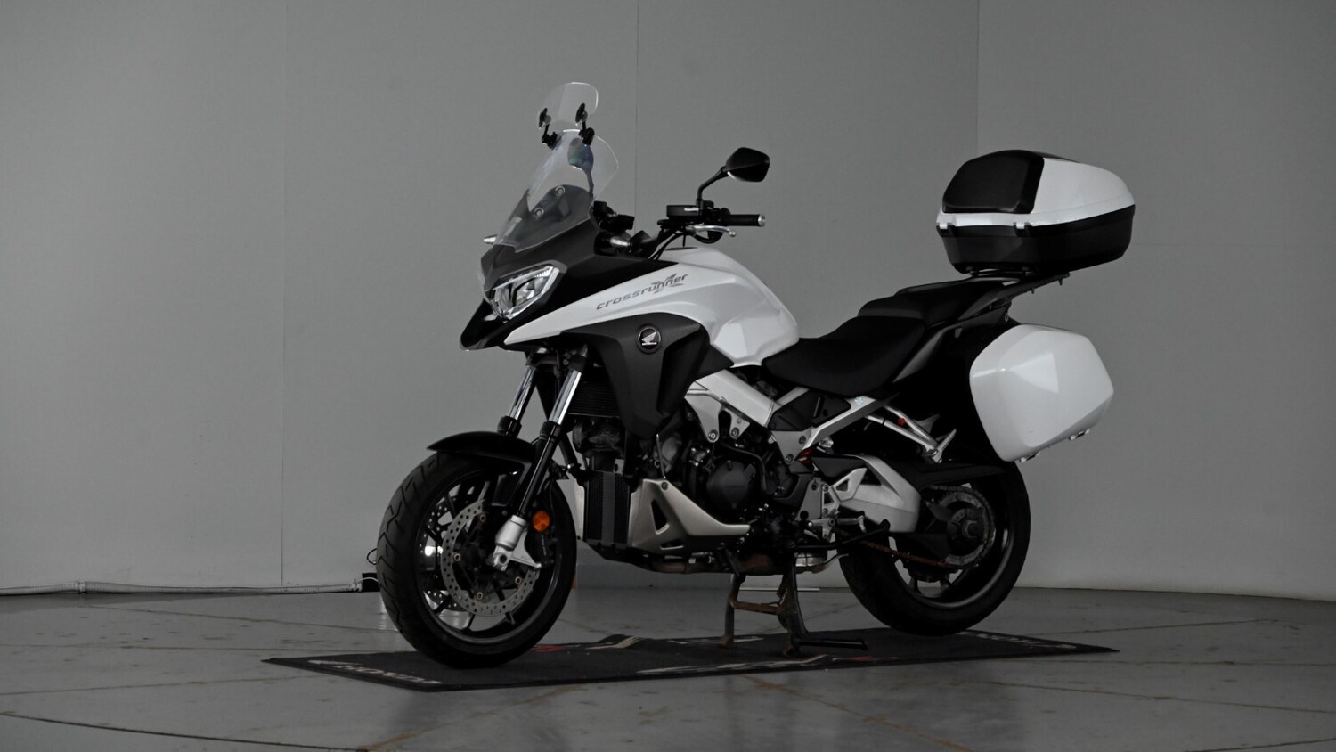 Used Honda VFR800X Crossrunner 2015 for sale - 78418751: Photo 23