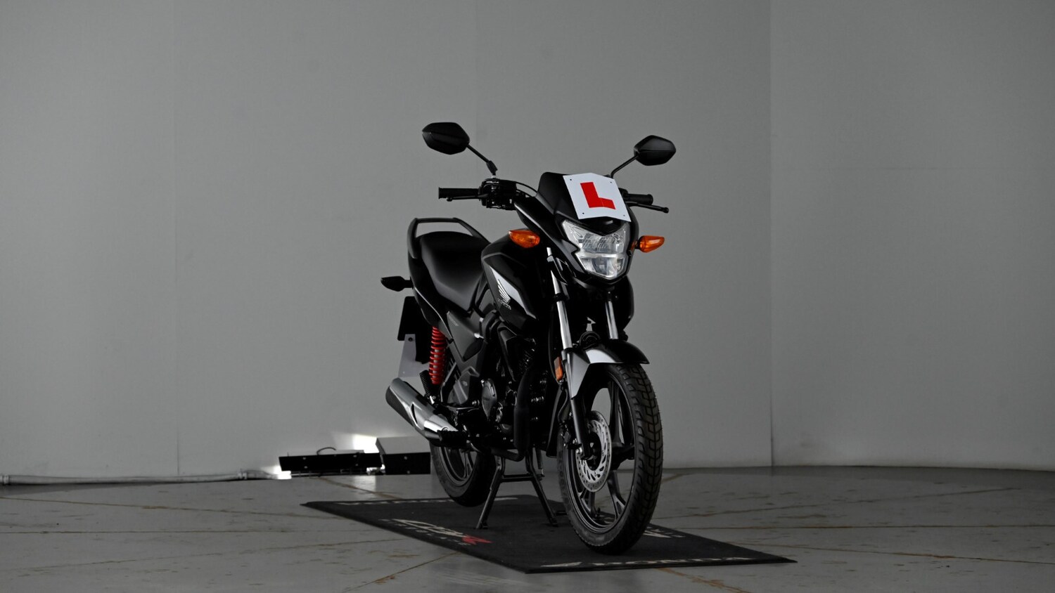 Honda CB125F