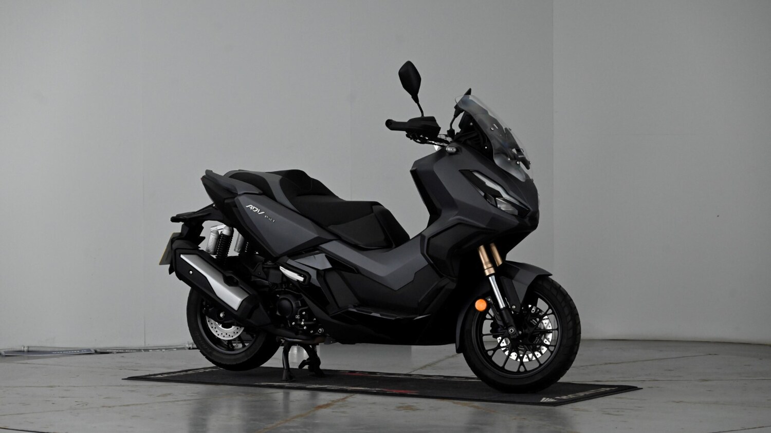 Honda ADV