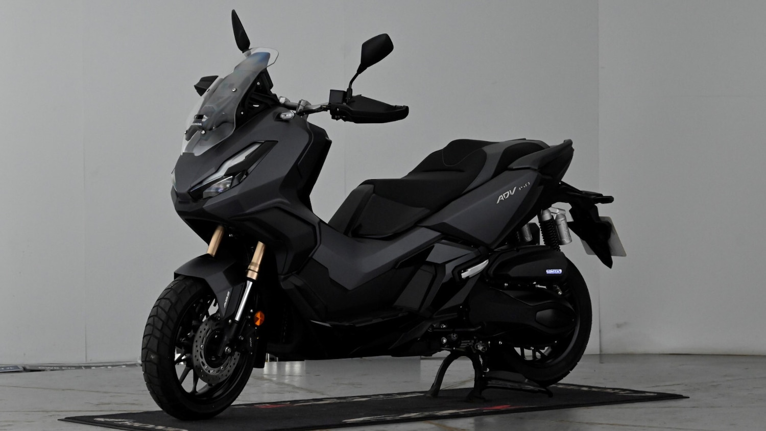 Honda ADV