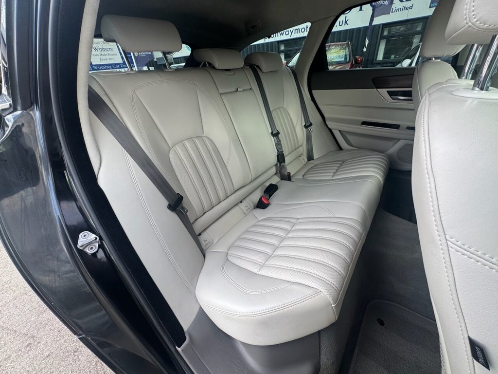 Used Jaguar XF 2018 for sale - 78074254: Photo 21