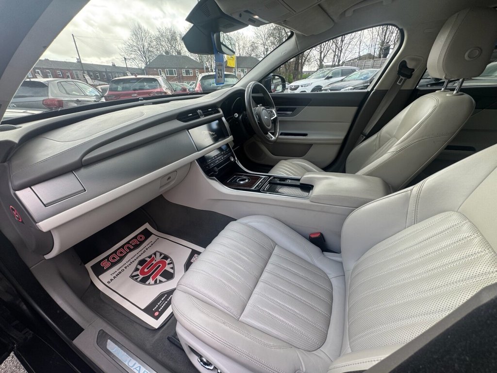 Used Jaguar XF 2018 for sale - 78074254: Photo 28