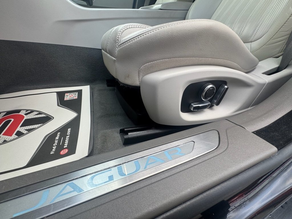 Used Jaguar XF 2018 for sale - 78074254: Photo 32