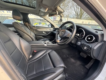 Used Mercedes-Benz C Class 2015 for sale - 77952832: Photo